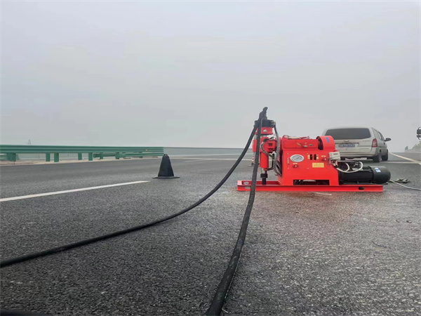 丰润马路路基路面开裂下沉注浆加固灌浆